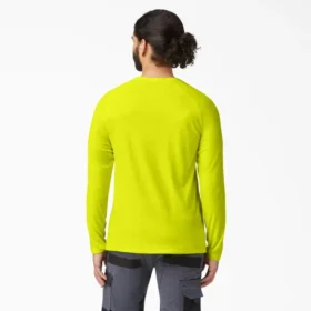 Camicia a maniche lunghe con tasca e effetto rinfrescante