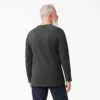 Camicia a maniche lunghe con tasca e effetto rinfrescante Camicia a maniche lunghe con tasca e effetto rinfrescante
