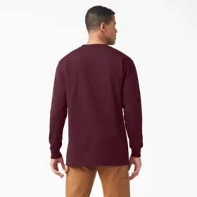 Camicia a maniche lunghe con taschino e logo