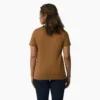 Camicia da donna a maniche corte con taschino Camicia da donna a maniche corte con taschino
