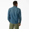 Camicia in denim leggera a maniche lunghe Camicia in denim leggera a maniche lunghe