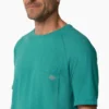 Camicia rinfrescante a maniche corte con taschino Camicia rinfrescante a maniche corte con taschino