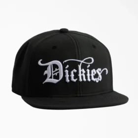 Cappellino con visiera piatta ricamata