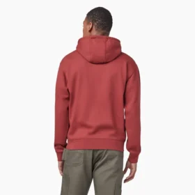 Felpa con cappuccio idrorepellente e logo sulle maniche Felpa con cappuccio idrorepellente e logo sulle maniche