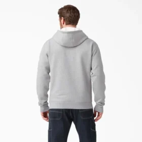 Felpa con cappuccio idrorepellente e logo sulle maniche