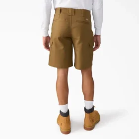 Pantaloncini cargo Tradebuilt in tela di cotone, 11″