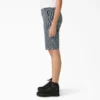 Pantaloncini da carpentiere da donna a vestibilità comoda con righe Hickory, 11″ Pantaloncini da carpentiere da donna a vestibilità comoda con righe Hickory, 11″