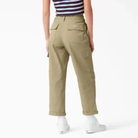 Pantaloni cargo da donna a vita alta e taglio corto