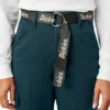 Pantaloni cargo da donna a vita alta e taglio corto Pantaloni cargo da donna a vita alta e taglio corto