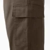 Pantaloni cargo da donna a vita alta e taglio corto