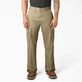 Pantaloni cargo dalla vestibilità ampia