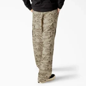 Pantaloni cargo Dickies Skateboarding dalla vestibilità ampia con stampa mimetica