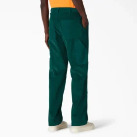Pantaloni da lavoro rivisitati
