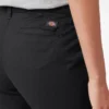 Pantaloni slim fit a zampa d’elefante da donna Pantaloni slim fit a zampa d’elefante da donna