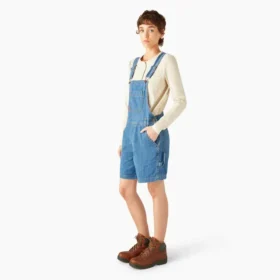 Salopette corte da donna dalla vestibilità comoda, 7″ Salopette corte da donna dalla vestibilità comoda, 7″