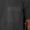 T-shirt con taschino tinta in capo T-shirt con taschino tinta in capo