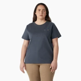 T-shirt da donna in taglie forti con pantaloncini a maniche corte con taschino