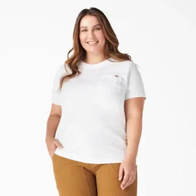 T-shirt da donna in taglie forti con pantaloncini a maniche corte con taschino