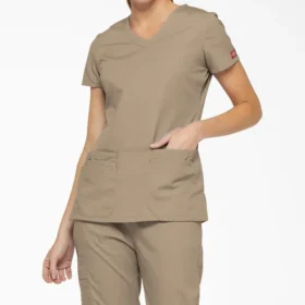 Top da lavoro da donna Eds Signature con scollo a V